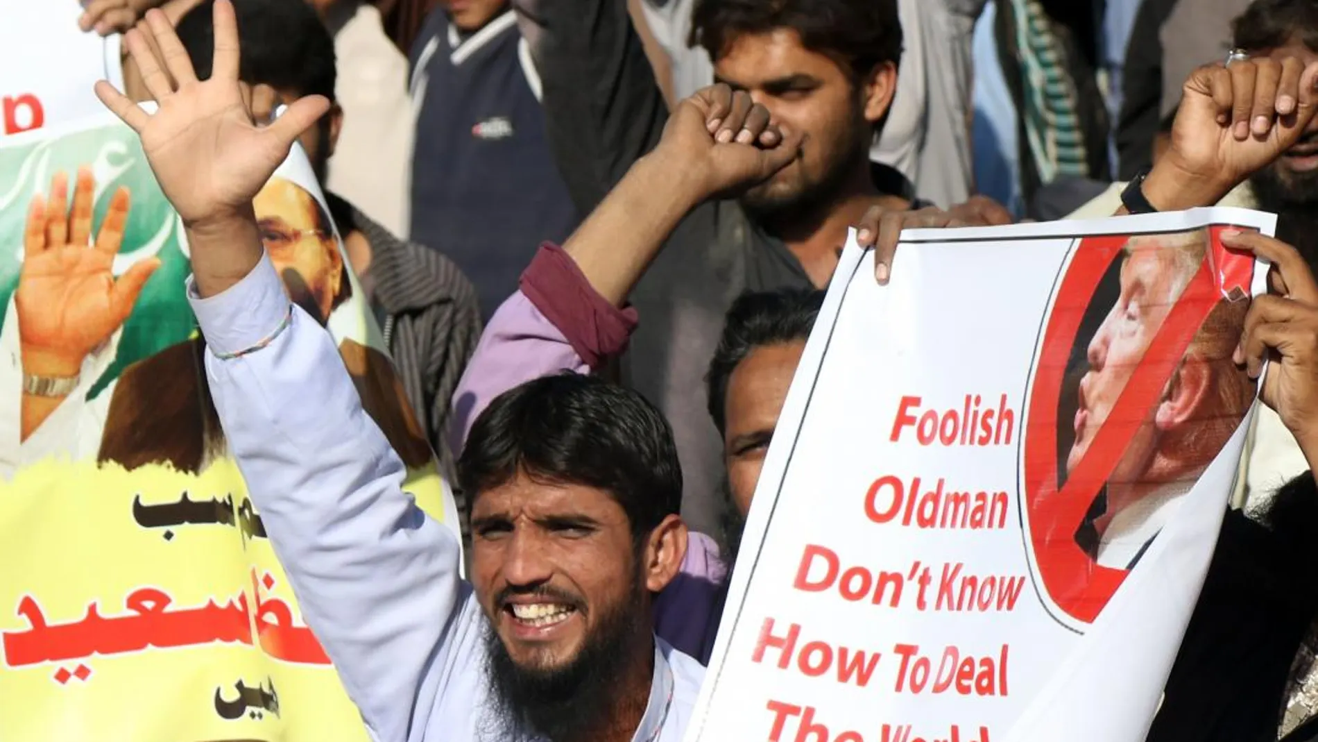 Protestas contra el presidente estadounidense, Donald Trump, en Karachi