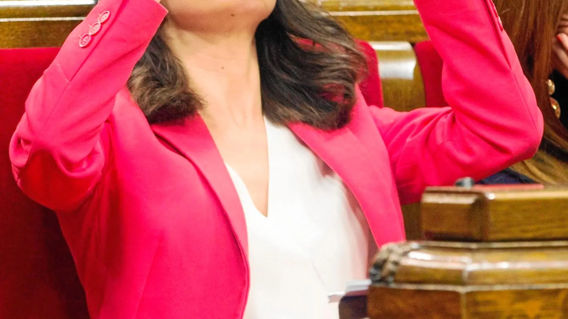 Inés Arrimadas, en una imagen de archivo en el parlamento autonómico catalán / Efe