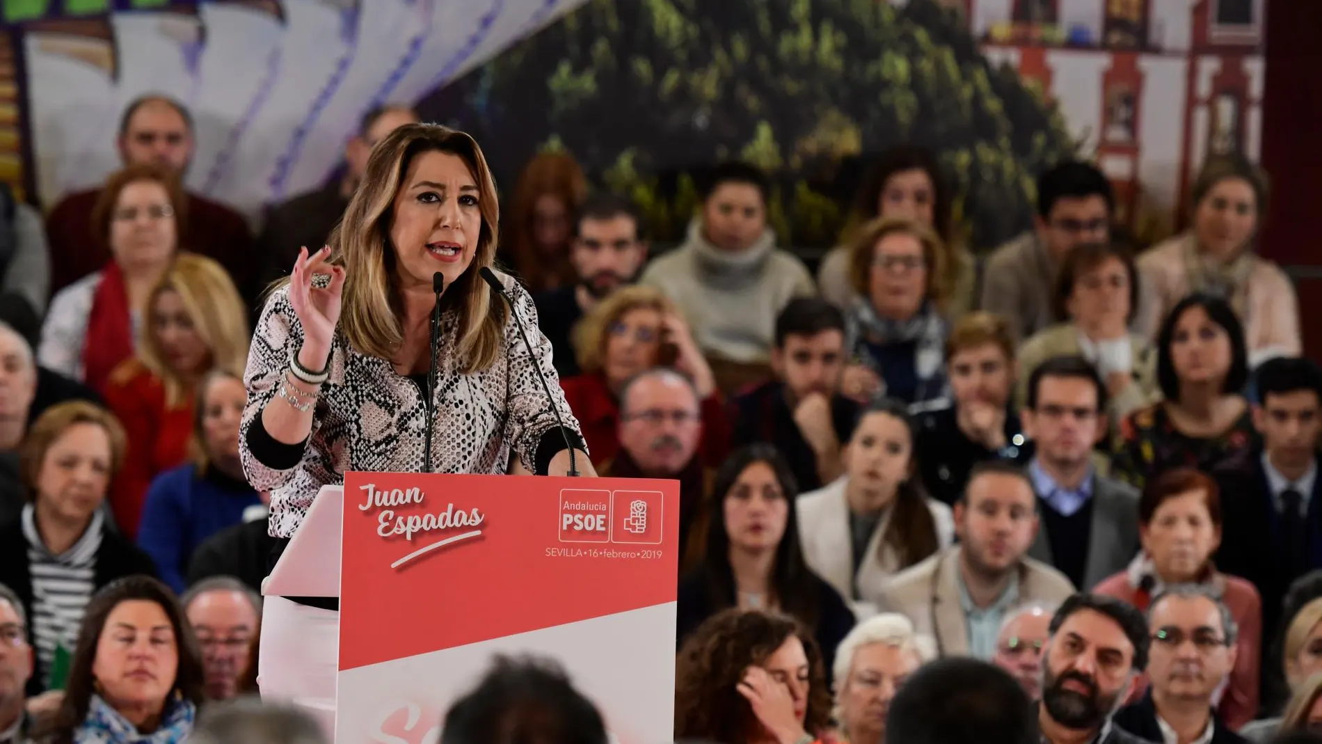 La secretaria general del PSOE-A, Susana Díaz, ayer en Sevilla en la presentación de la candidatura de Juan Espadas / Foto: Ke-Imagen