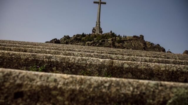 Los trabajos de exhumación continuarán en el Valle de los Caídos
