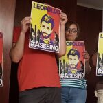 Miembros de la CUP irrumpen en un acto municipal y cargan contra Leopoldo López.
