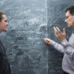 Steffen Gielen del Imperial College de Londres, y Neil Turok, director del Instituto Perimeter de Física Teórica en Canadá, autores del estudio