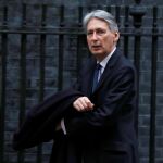 El responsable del Tesoro, el eurófilo Philip Hammond, el pasado día 9 a su llegada a Downing Street