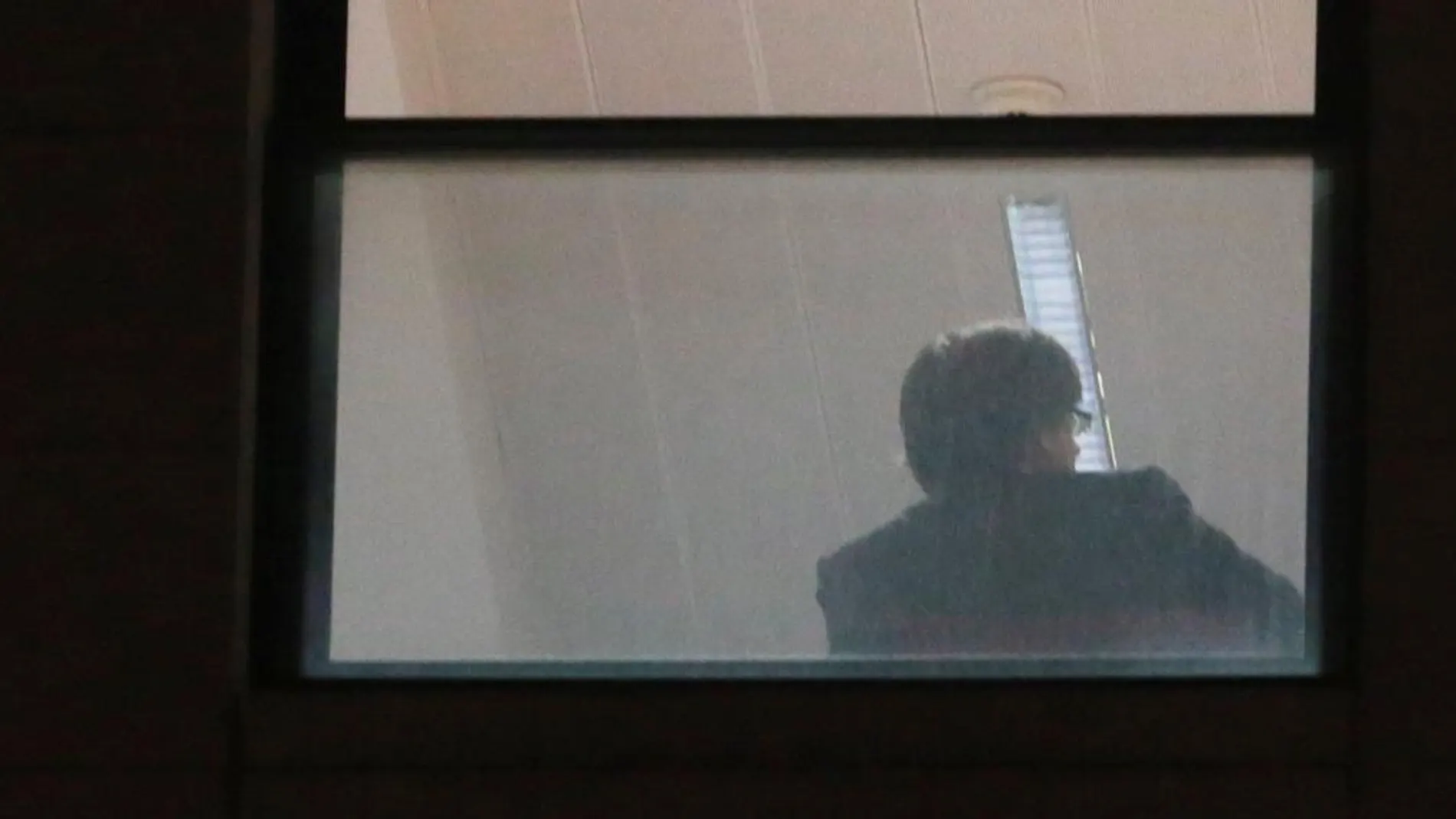 El expresidente de la Generealitat de Cataluña, Carles Puigdemont, en una dependencia de la sede de la Fiscalía belga. Efe