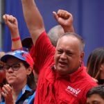 El presidente de la Asamblea Nacional Constituyente, Diosdado Cabello, participa este pasado sábado en una movilización para celebrar la salida del país de la Organización de Estados Americanos (OEA), en Caracas (Venezuela)