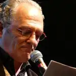  Carlos Olalla: de actuar en el cine a recitar poemas en el Metro