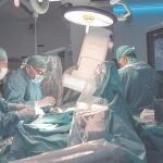 El nuevo quirófano reúne todas las condiciones ambientales, de aparataje y de complejidad de un quirófano de alta tecnología