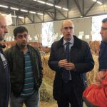El presidente de la Diputación, Javier Iglesias, acompaña a los ganaderos salmantinos en el Salón de Nueva Aquitania / Diputación de Salamanca