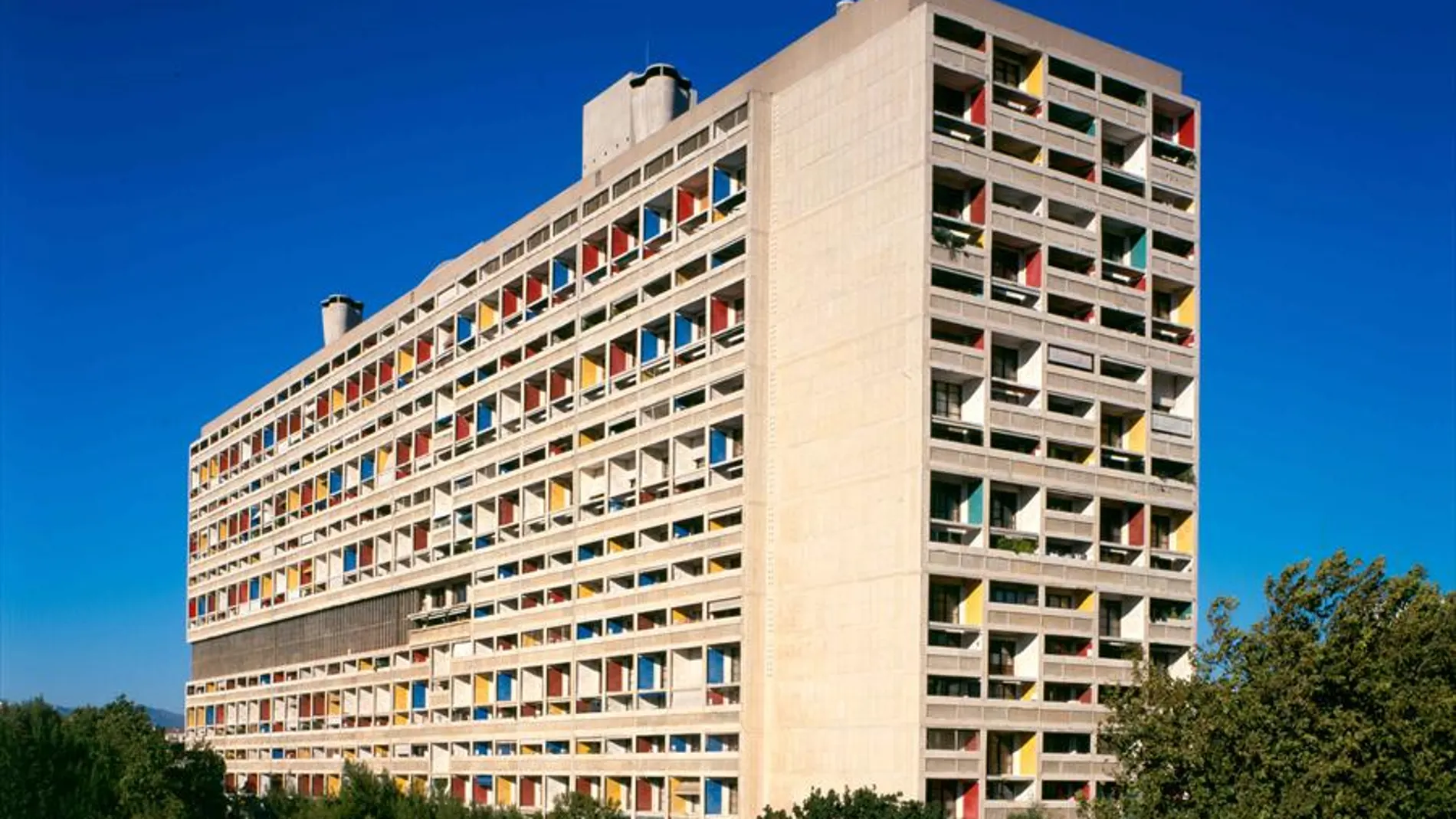 Unité d'habitation, en Marsella, uno de los edificios dentro de la lista Patrimonio de la Humanidad.