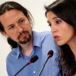 Pablo Iglesias e Irene Montero durante la rueda de prensa/Foto: Efe