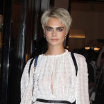 Cara Delevingne en el evento de Nueva York en que no quiso posar con su rumoreada novia Paris Jackson