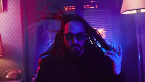 El DJ y productor norteamericano Steve Aoki es el protagonista de una de las últimas ediciones limitadas de Hawkers