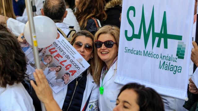 Las protestas por los recortes en hospitales las iniciaron los ciudadanos en 2016 y los médicos han tomado el relevo