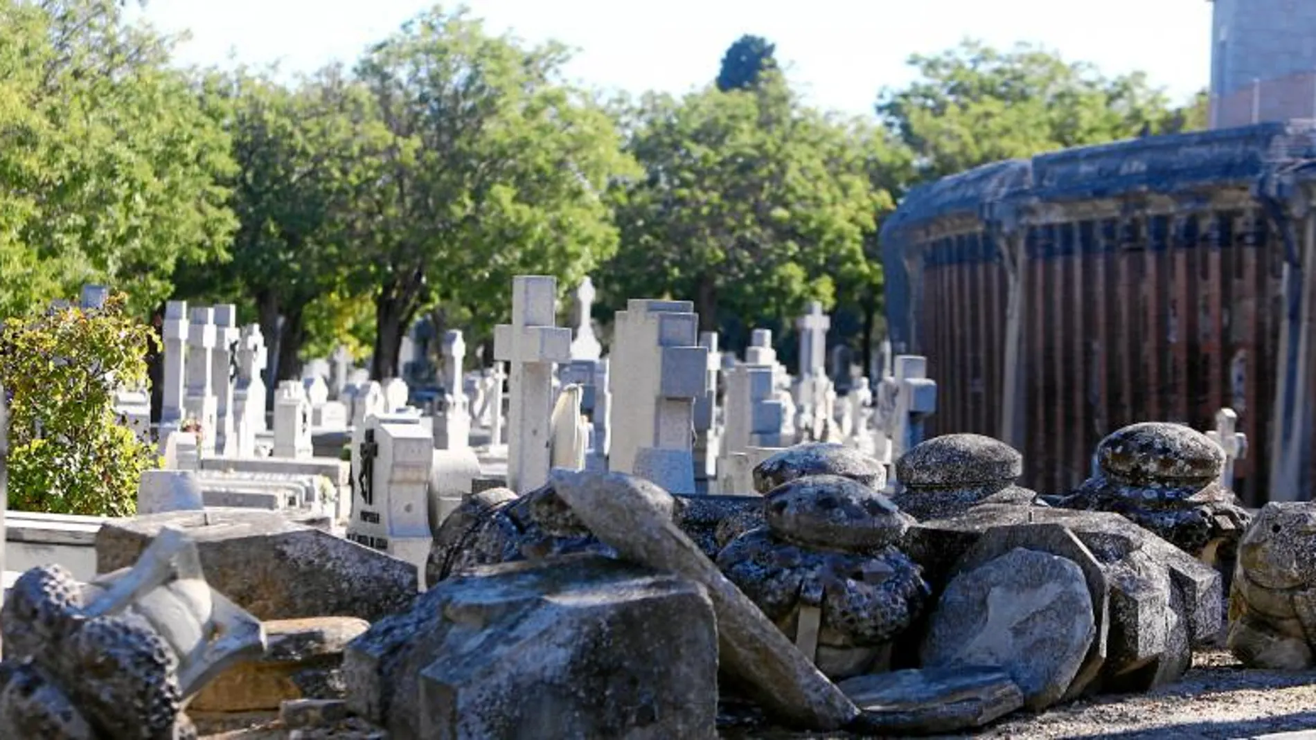 El cementerio de La Almudena acaba de ser remunicipalizado por el Ayuntamiento de Madrid