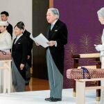 Akihito pronuncia un breve discurso en la ceremonia de abdicación, celebrada en el Palacio Imperial de Tokio
