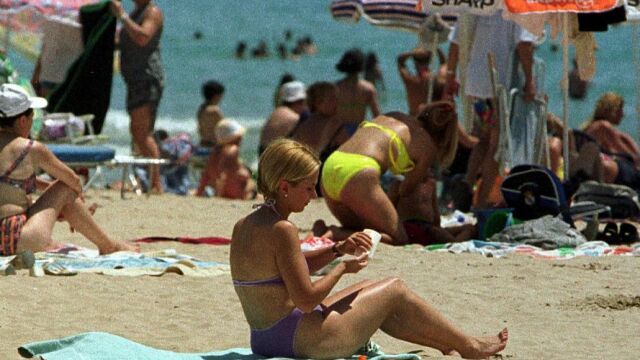 Cinco señales que alertan del cáncer de piel y cinco consejos para evitarlo