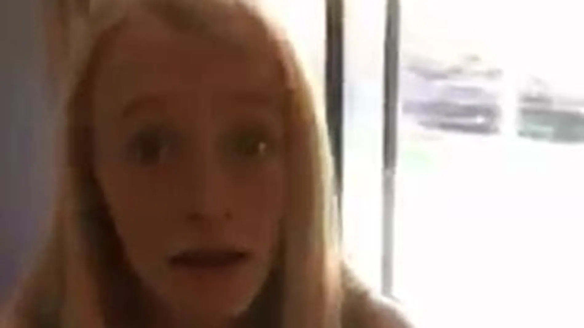 Momento en el que Macey Wright, de 14 años, recibe la buena nueva