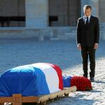 El presidente de la República francesa Emmanuel Macron, el 5 de octubre, en el funeral de estado oficiado en honor a Charles Aznavour