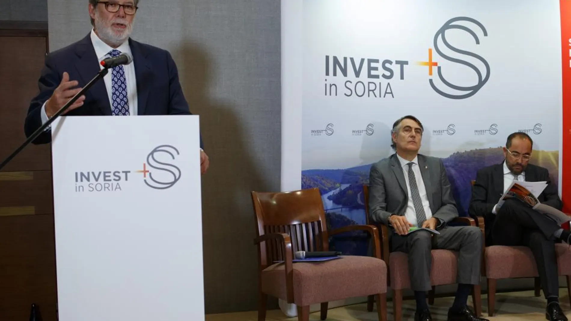 El presidente de FOES, Santiago Aparicio, presenta «Invest in Soria»