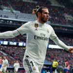 Bale, celebrando el tercer gol del Real Madrid. Pocos segundos más tarde, hizo “el corte de mangas”, por el que puede ser sancionado