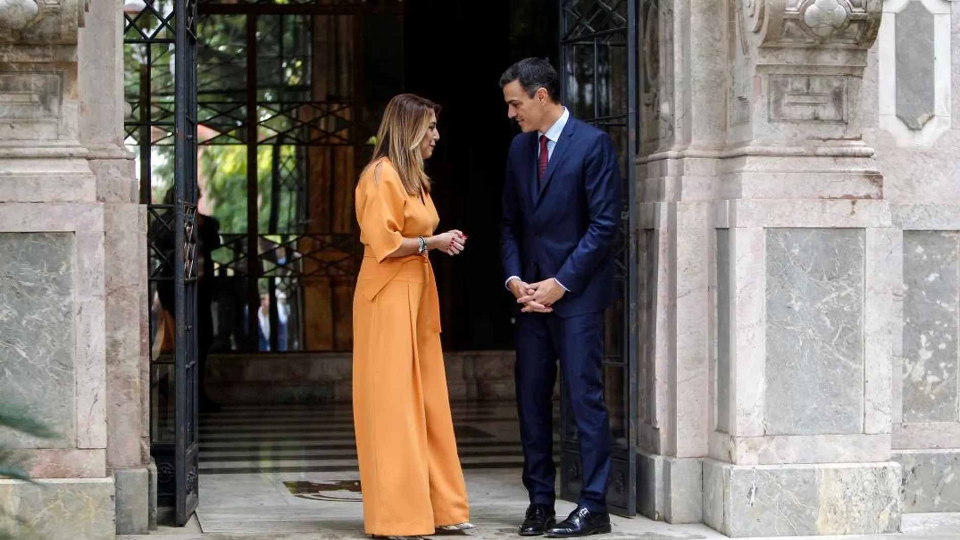 Pedro Sánchez y Susana Díaz, ayer en el palacio de San Telmo, sede de la Junta (Foto: Manuel Olmedo)