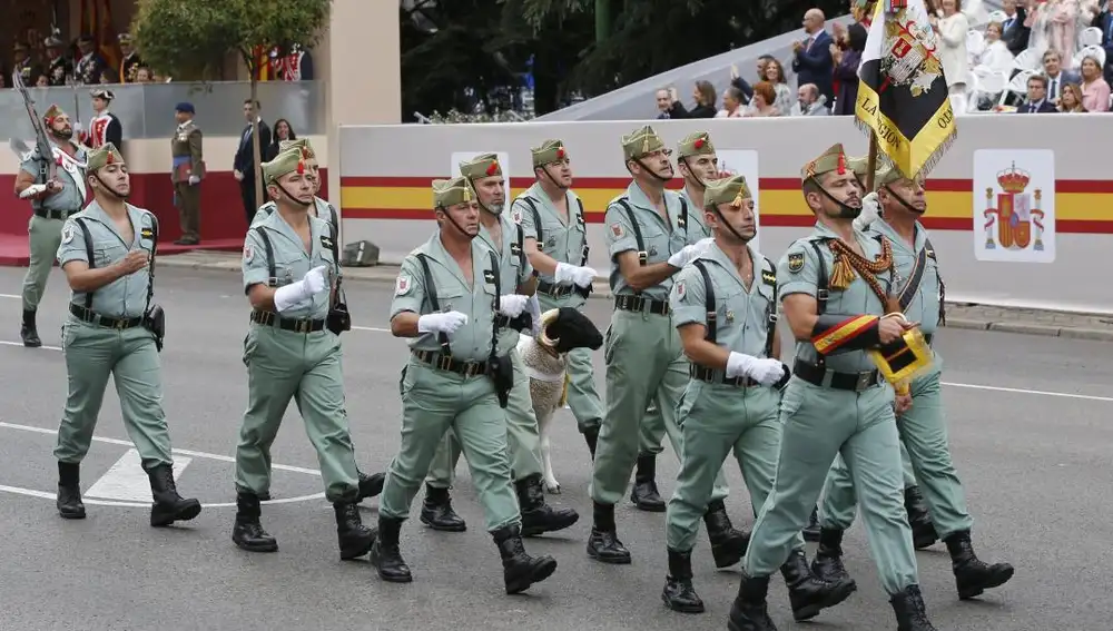 Legionarios durante una parada militar