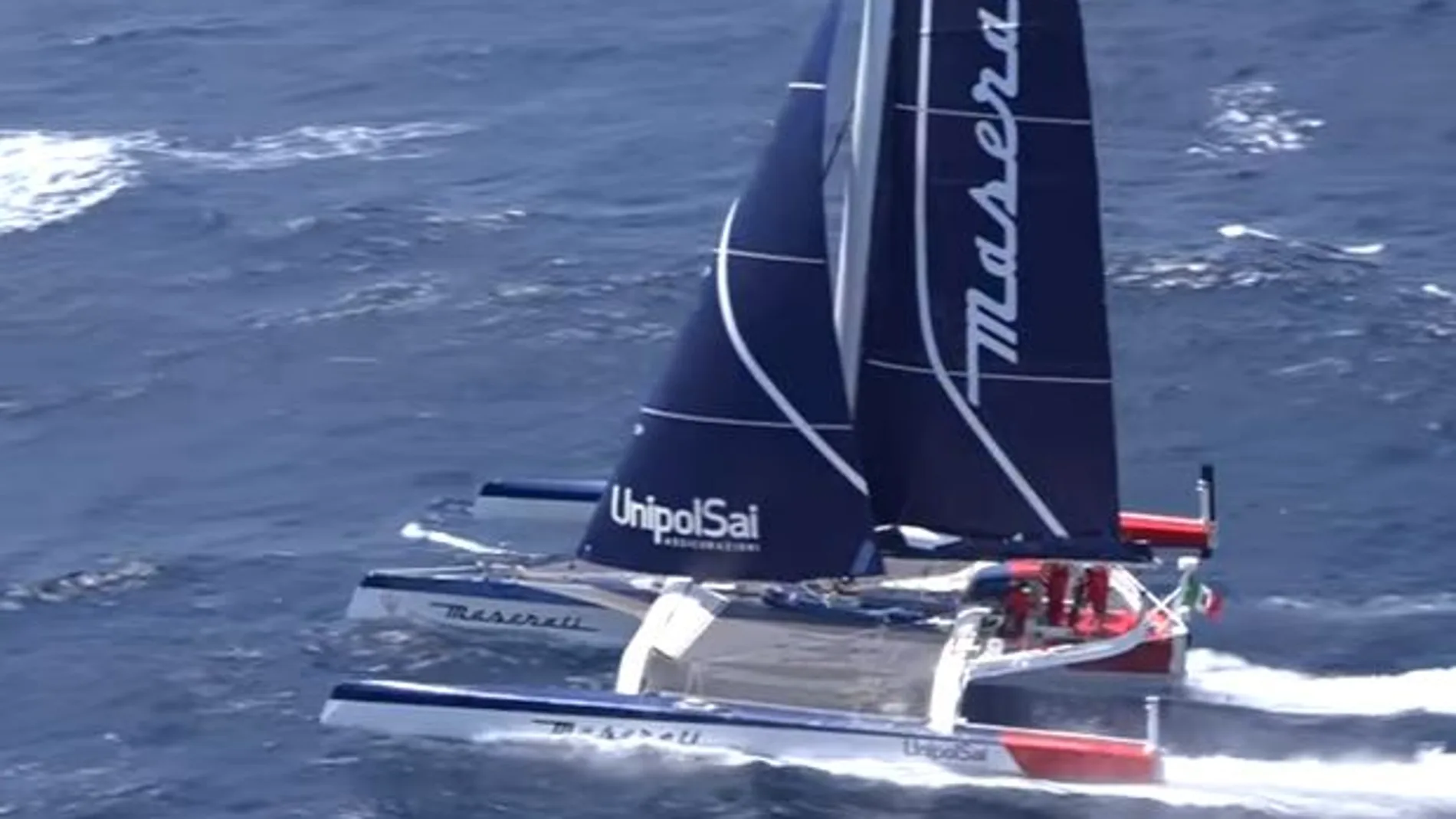 Maserati quiere cruzar el océano con el primer trimarán que vuela