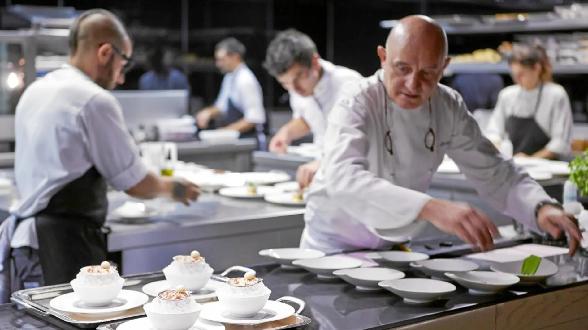 Toño Pérez, cocinero y cincuenta por ciento del alma del restaurante Atrio