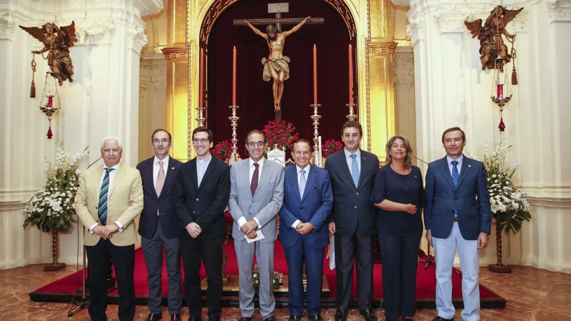 Endesa ilumina la capilla de Los Estudiantes de Sevilla