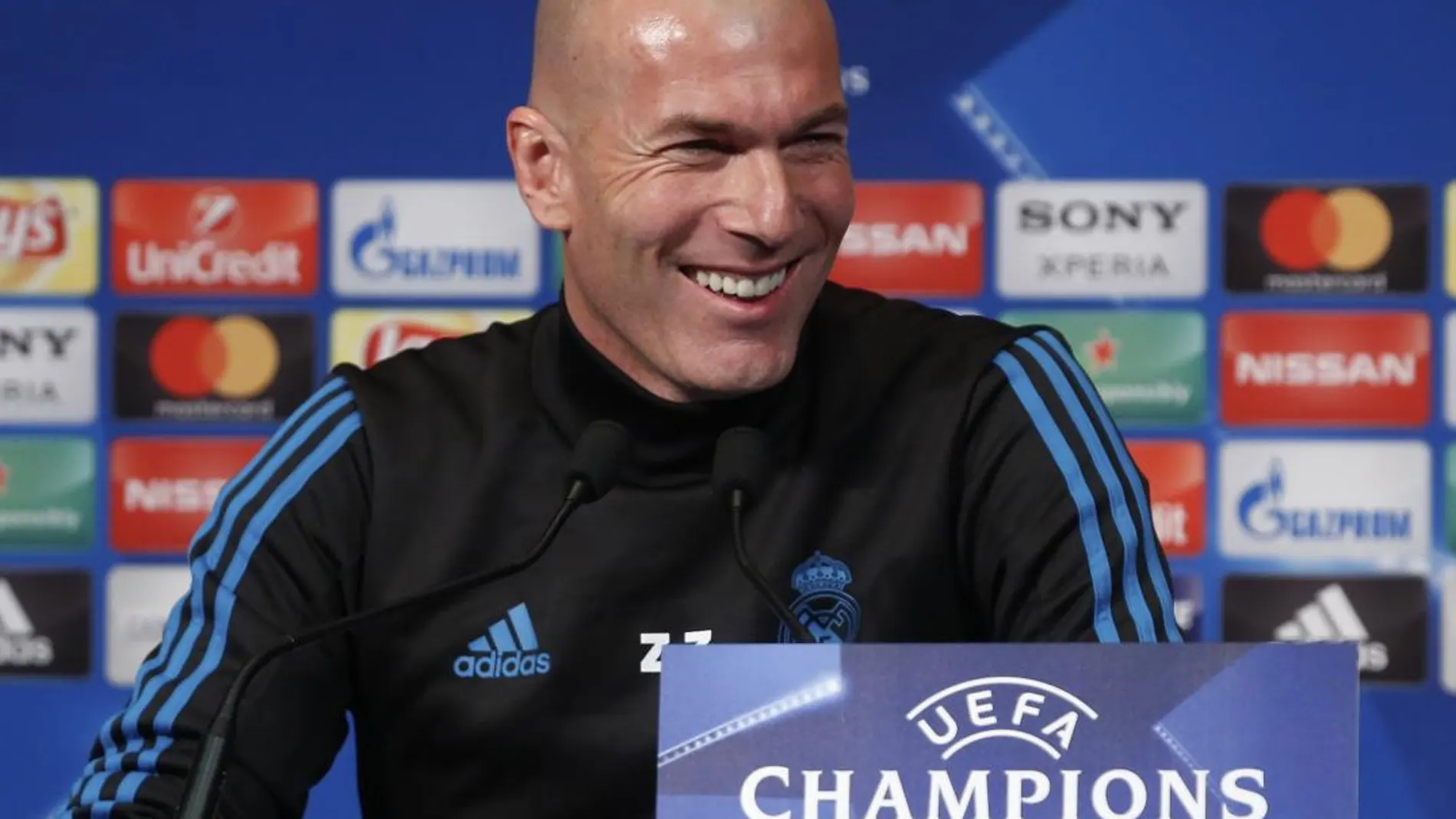 Zinedine Zidane durante la rueda de prensa