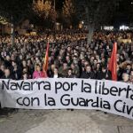 Concentración, convocada por La asociación Vecinos de Paz Berriozar en solidaridad con la Guardia Civil tras la agresión a dos agentes y sus parejas en Alsasua