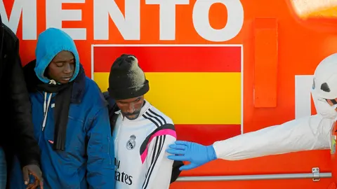 Mediterráneo espera a ser desembarcado en Málaga, ayer