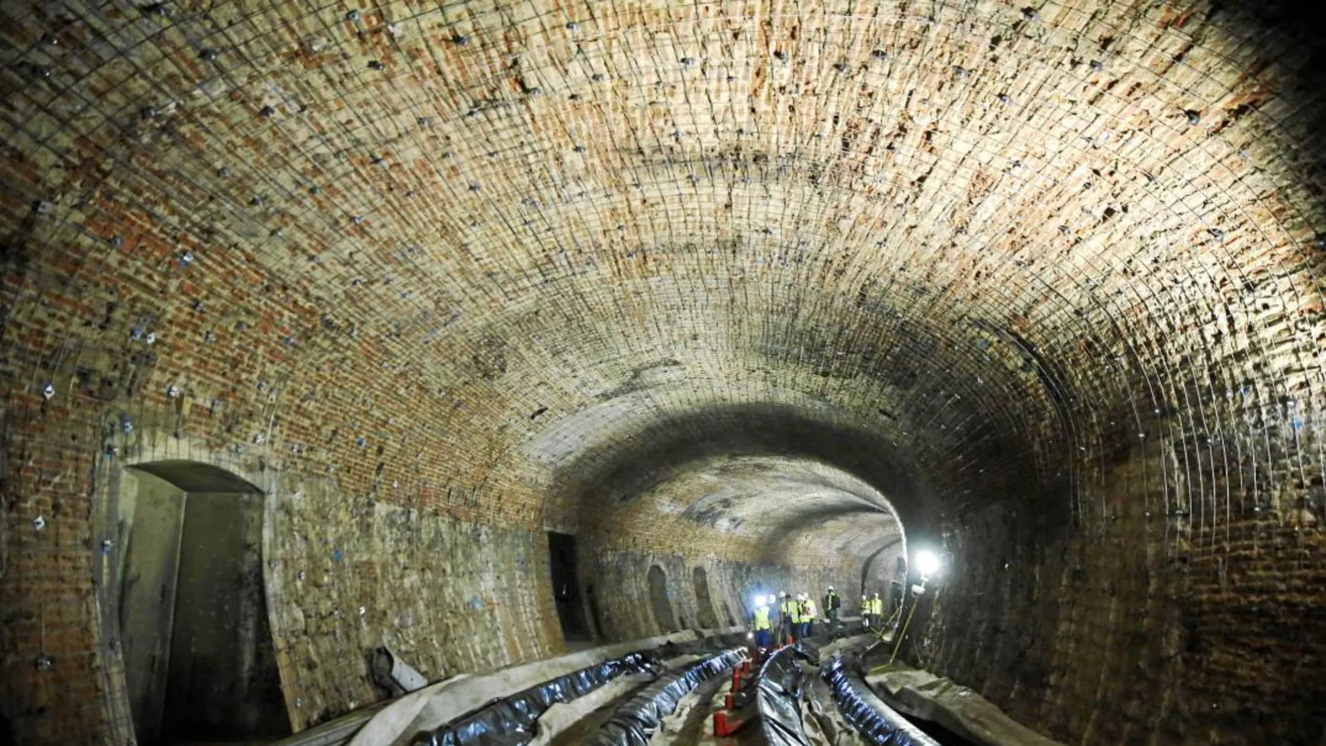 Desde hace tiempo, Metro realiza «ventilaciones forzadas» para evitar altas concentraciones de gas radón en sus instalaciones