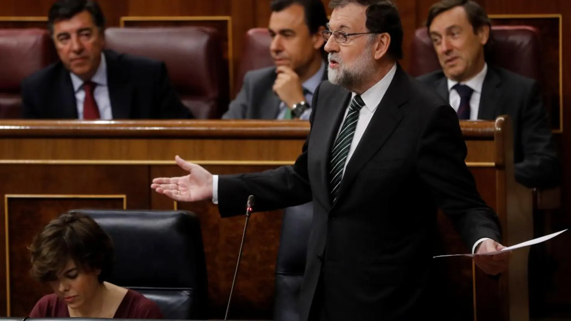 El presidente del Gobierno, Mariano Rajoy, durante la sesión de control al Gobierno.