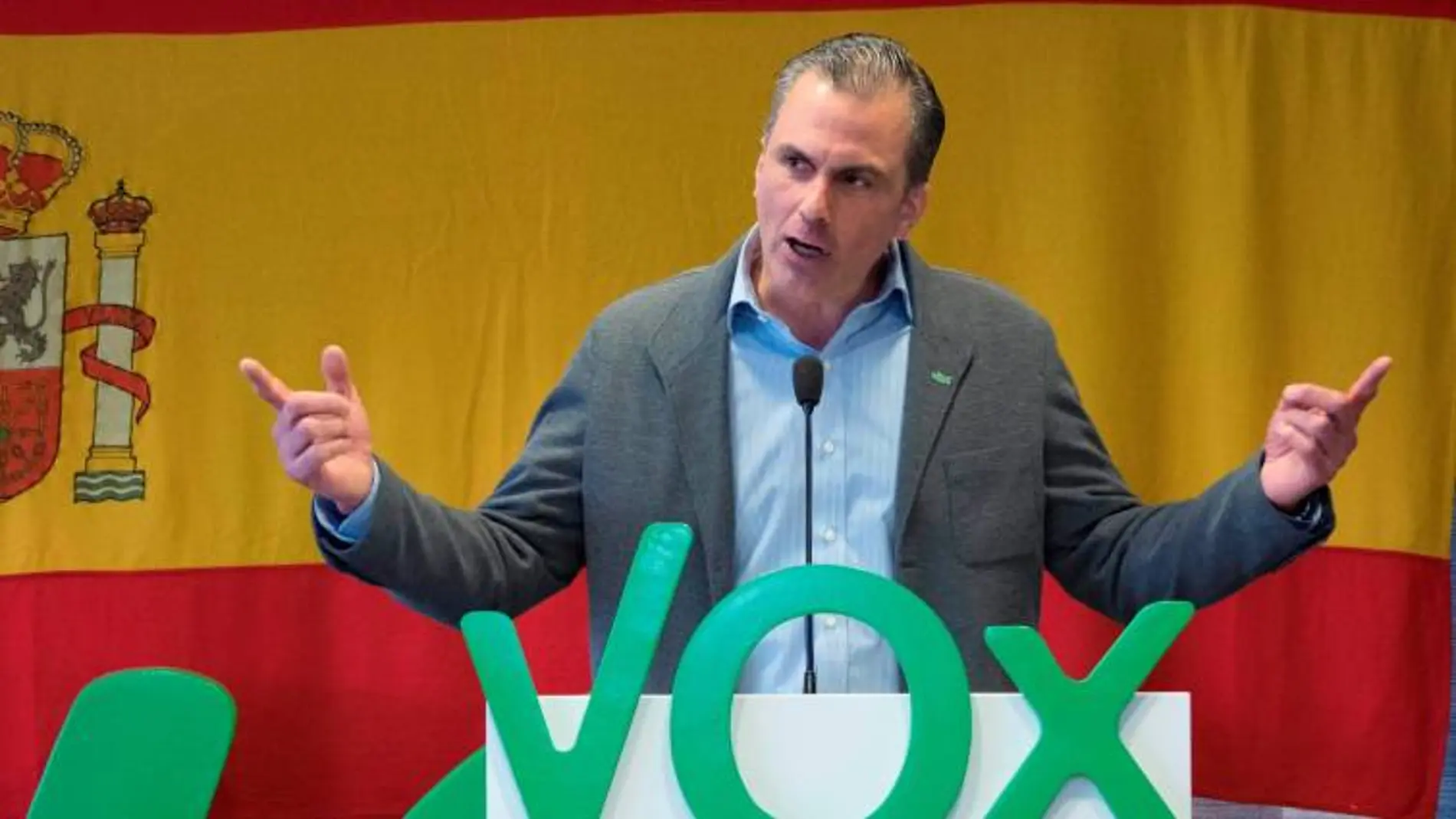 El secretario general de Vox, Javier Ortega Smith, en un acto electoral en Cuenca