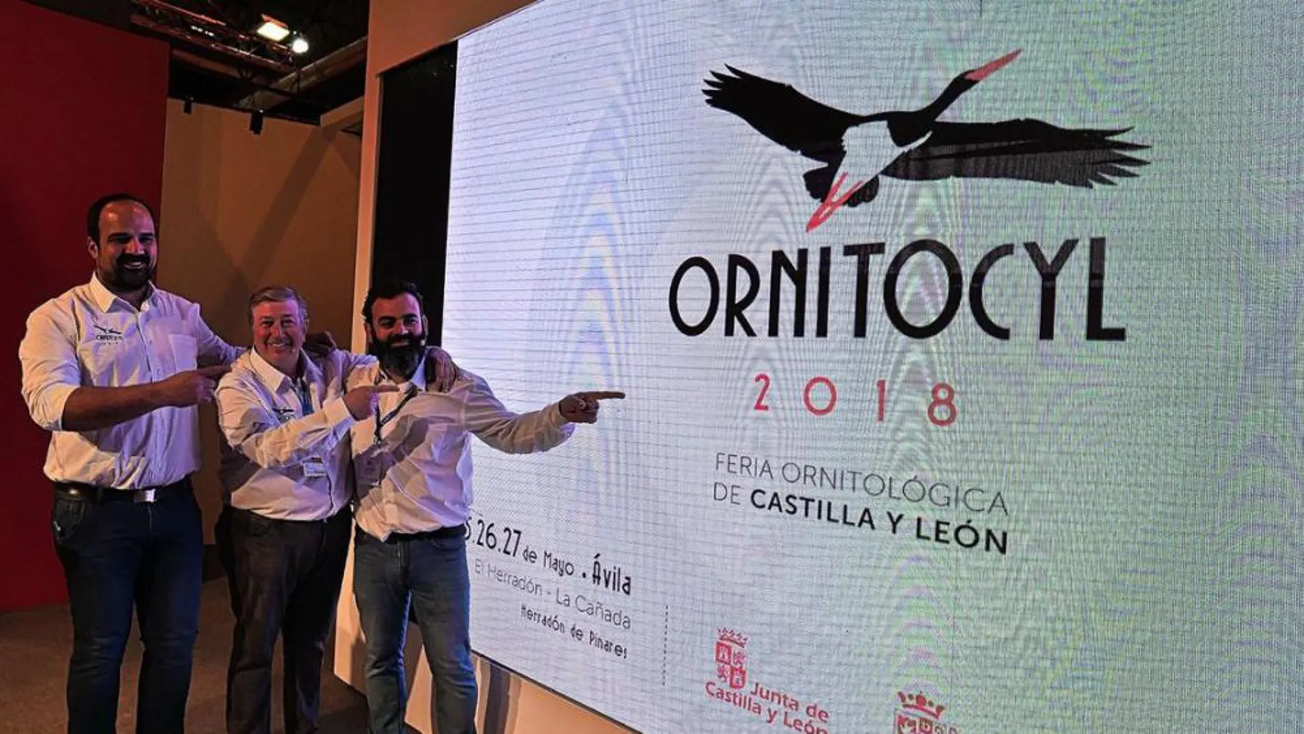 Los responsables de la organización de Ornitocyl Felipe Nebreda, Antonio Vega y Marco Antonio Rufes durante la presentación del certamen / La Razón