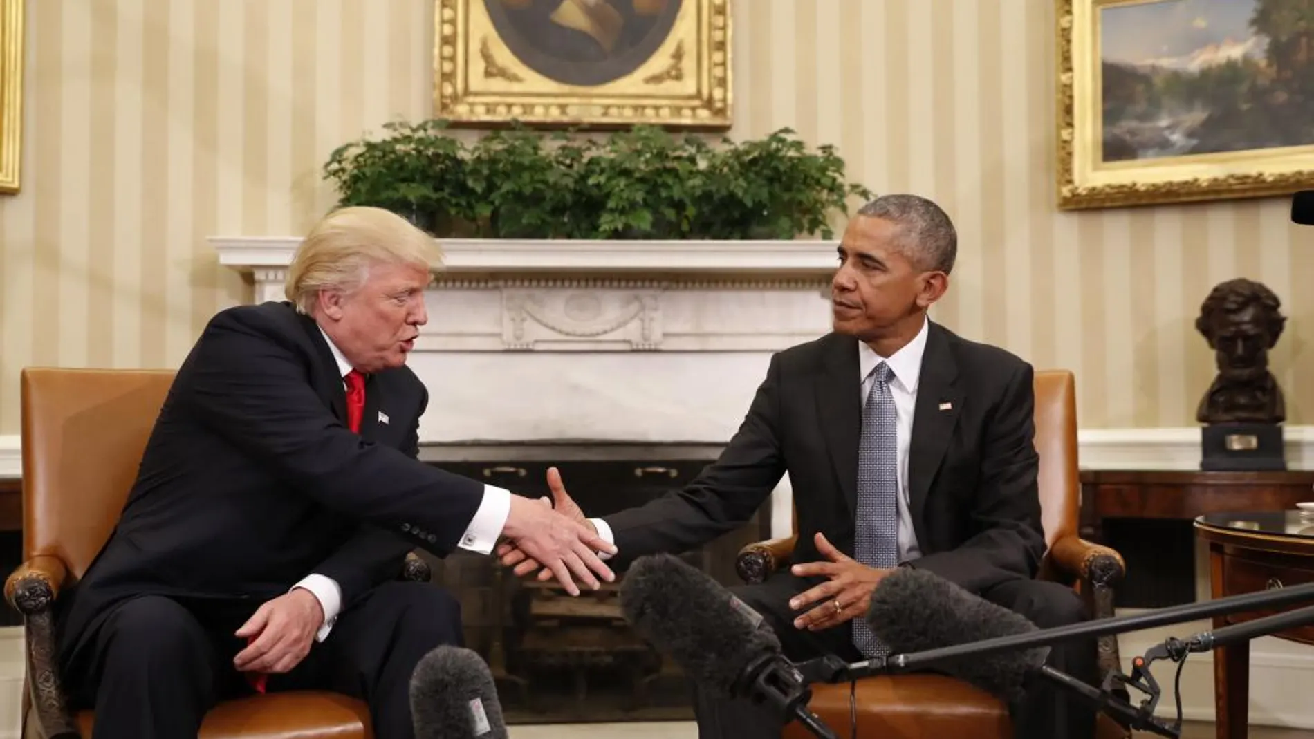 Barack Obama saluda a su sucesor Donald Trump