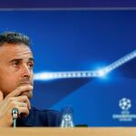 El entrenador del Barcelona, Luis Enrique Martínez, en la rueda de prensa previa al partido ante el Celtic de Glasgow