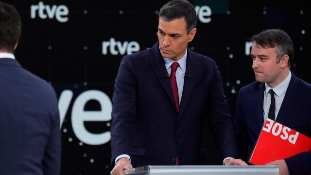 Pedro Sánchez antes del debate de ayer en RTVE