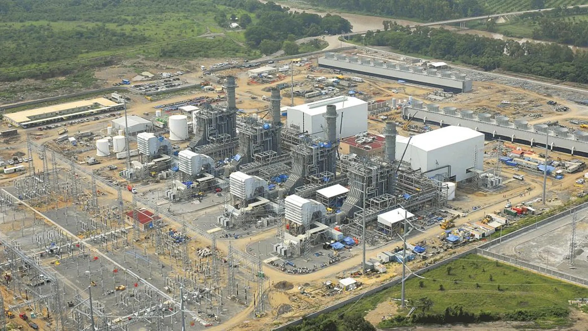 La central de ciclo combianado de Iberdrola de Tamazunchale, en el estado de San Luis de Potosí, es considerada la planta generadora de energía más grande de América Latina./ Dreamstime
