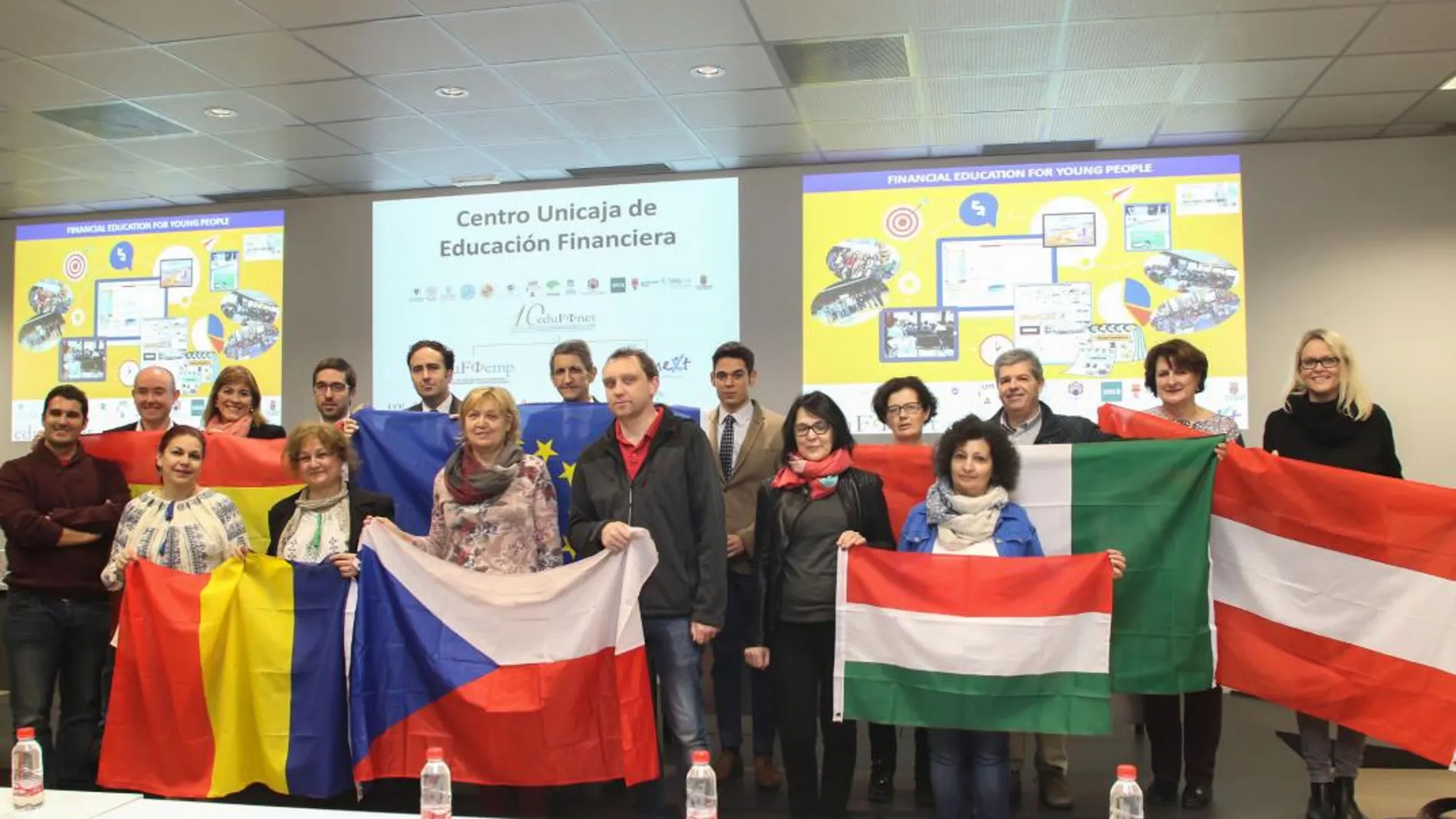 En la iniciativa de Unicaja Banco y la Fundación Unicaja participan jóvenes de Austria, Hungría, Italia, República Checa, Rumanía y España