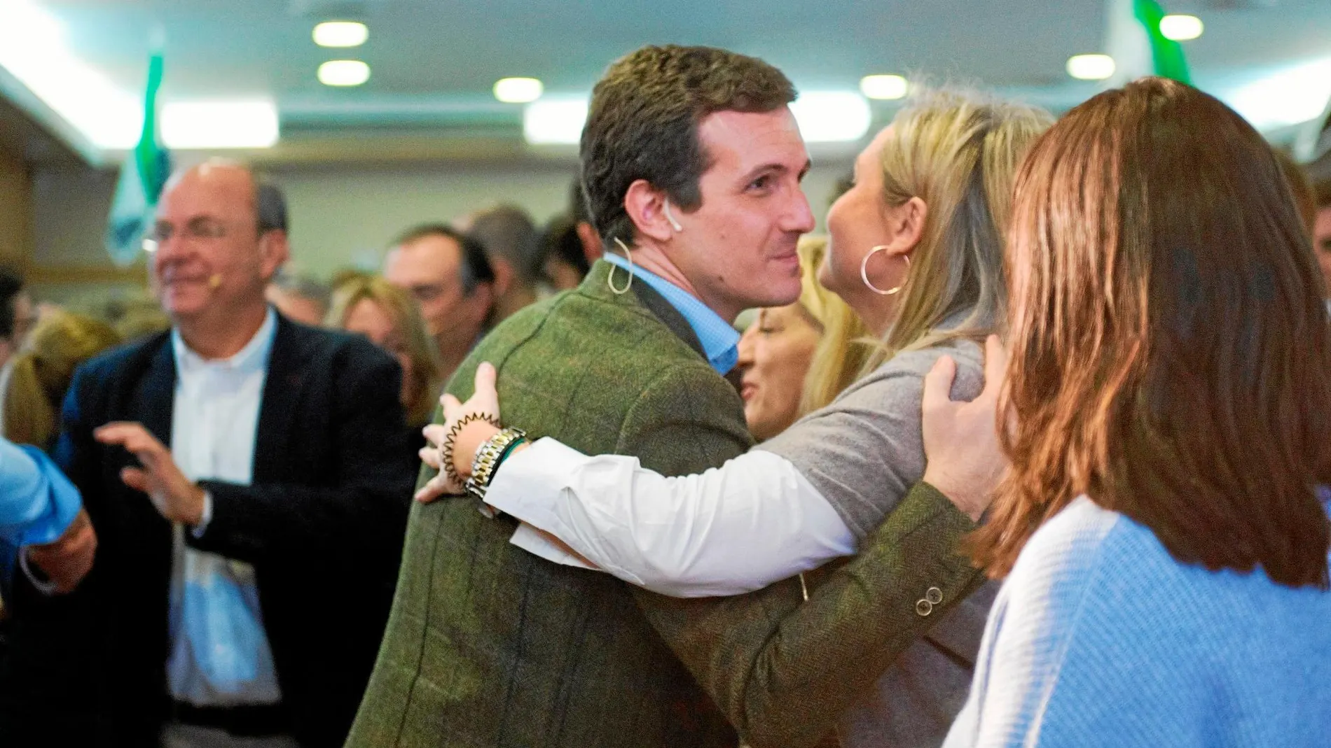 El líder del PP, Pablo Casado, confirmó ayer al dirigente popular José Antonio Monago como candidato a la Junta de Extremadura / Foto: Europa press