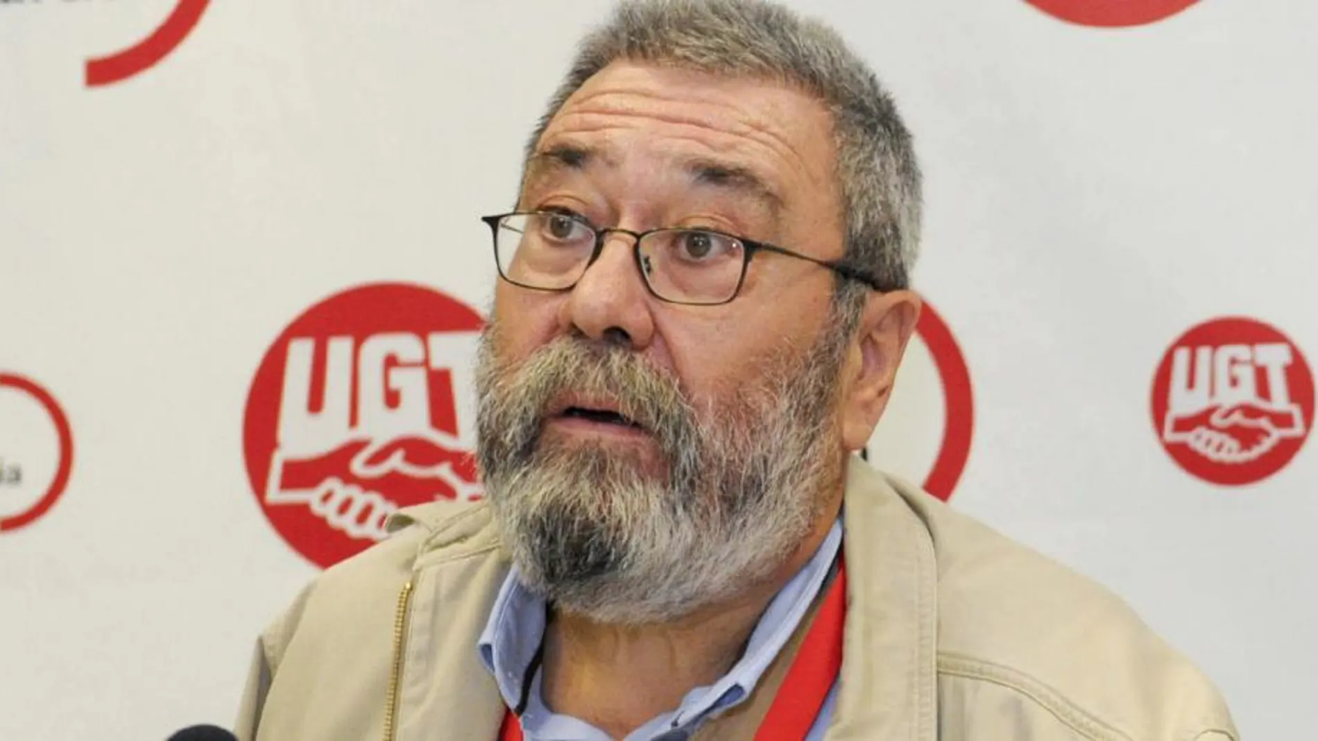 El secretario general de UGT, Cándido Méndez durante la clausura del 13 congreso regional de este sindicato en Murcia