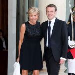 A través de su mujer, Emmanuel Macron ha podido mostrar un lado agradable, una historia apasionante y atractiva que ha contribuido notablemente a aumentar su popularidad