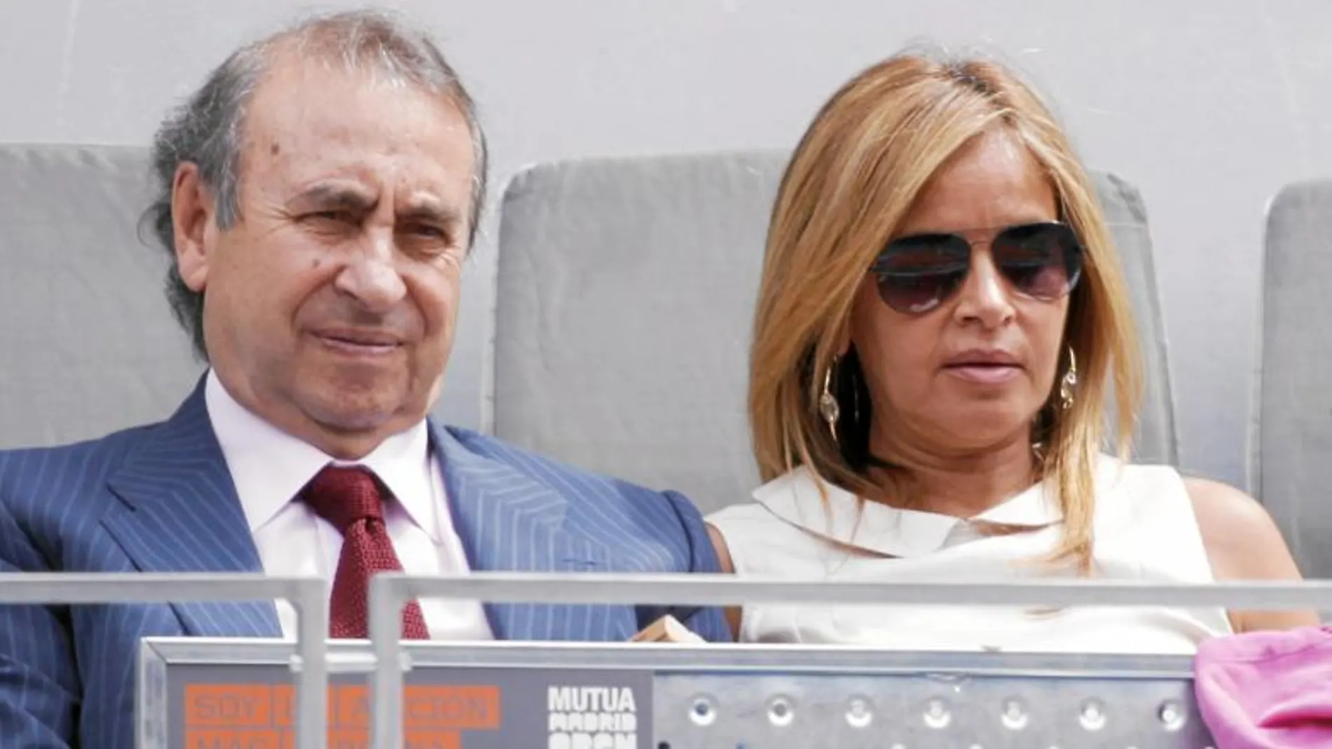El empresario Pedro Trapote, junto a su mujer, Begoña García Vaquero, durante la Mutua Madrid Open de tenis 2013