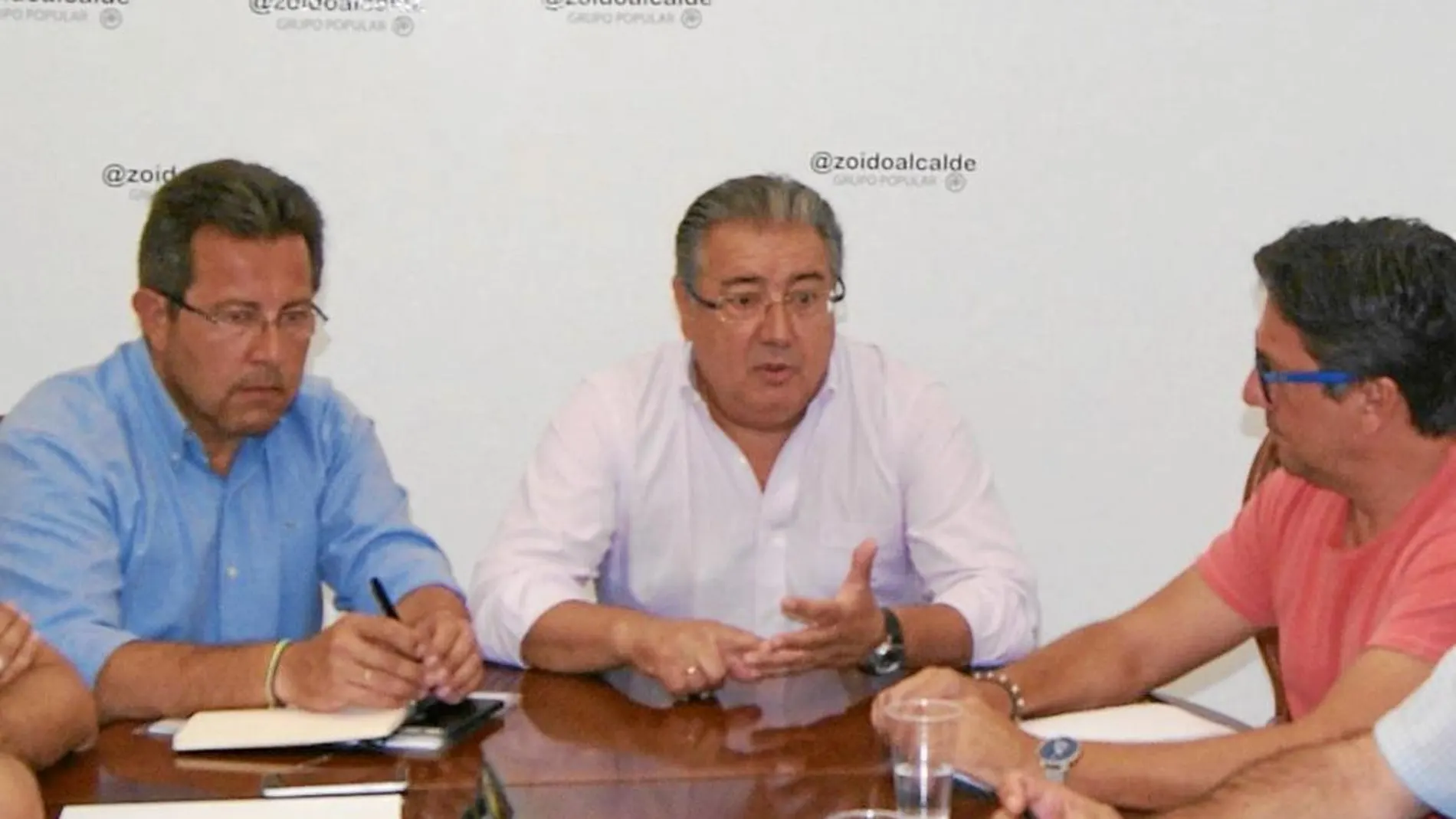 Zoido alertó de la difícil ejecución del presupuesto por los atrasos del Gobierno local