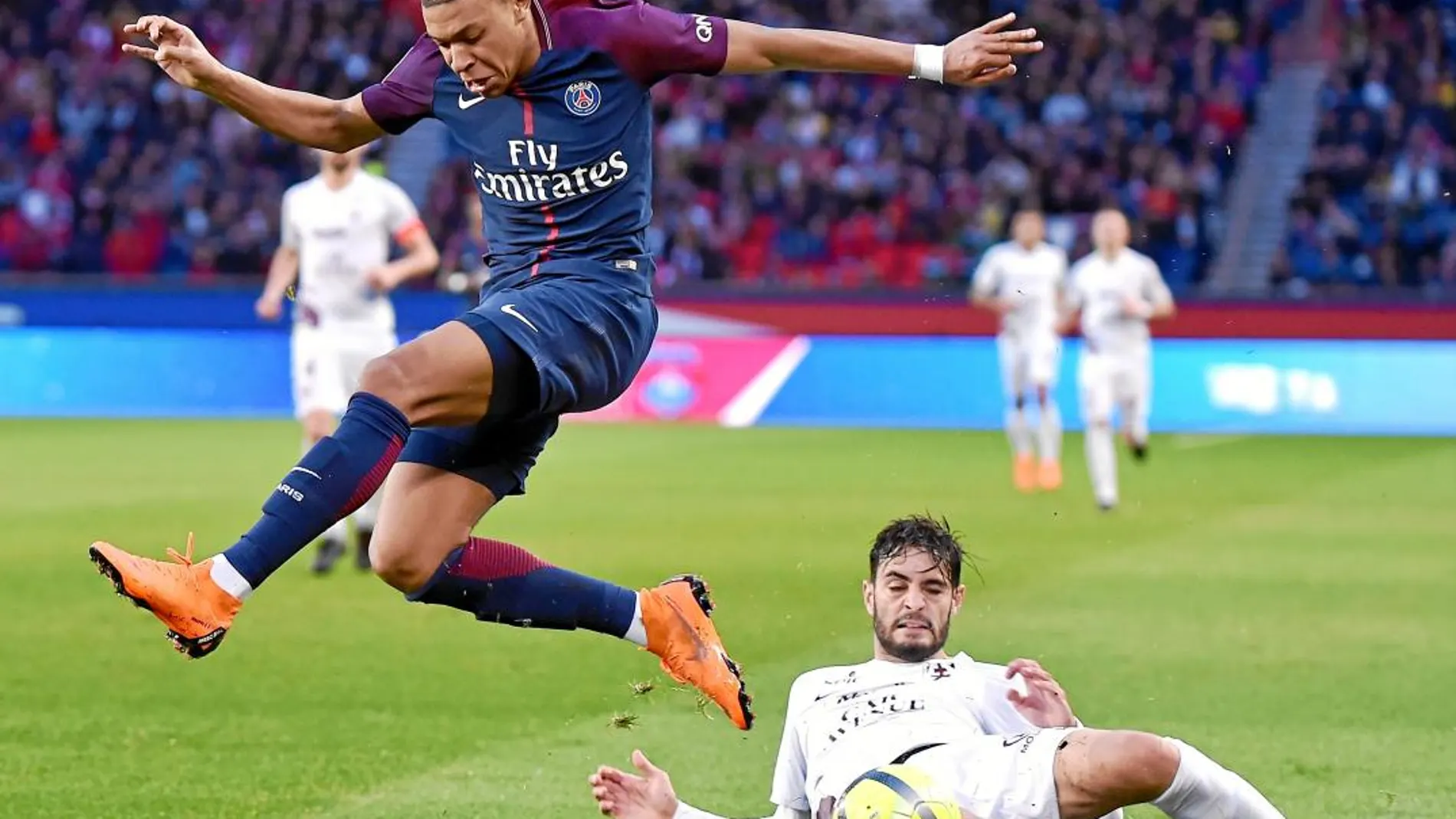 El parabólico: Mbappé se rinde al Real Madrid