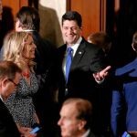 El presidente de la Cámara de Representantes, Paul Ryan, llega al Capitolio para la inauguración ayer de la nueva legislatura