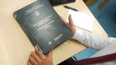 El PP amenaza con resucitar la tesis de Sánchez en campaña