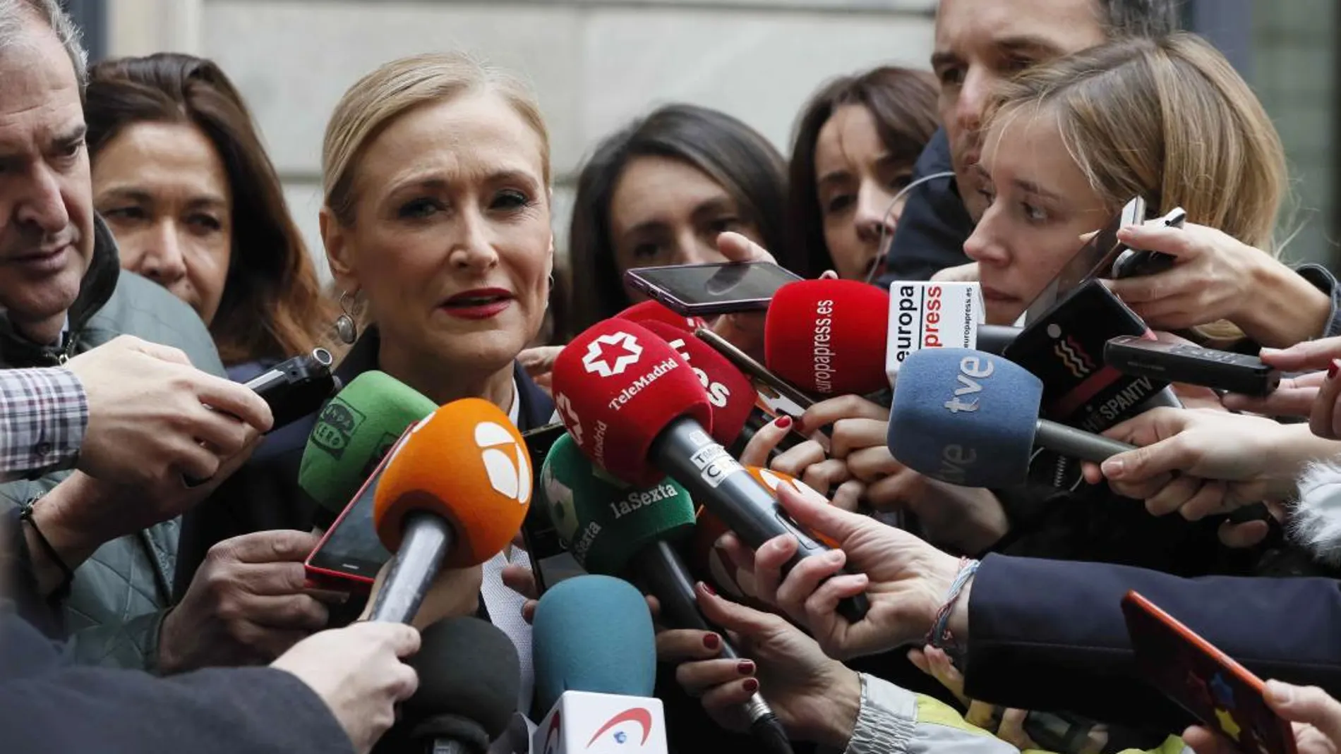 Cifuentes a su llegada al Congreeso de los Diputados